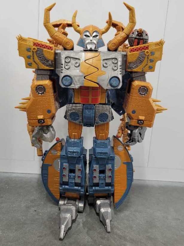 Unicron With Kranix - Hasbro (Generations) action figure collectible - Main Image 2