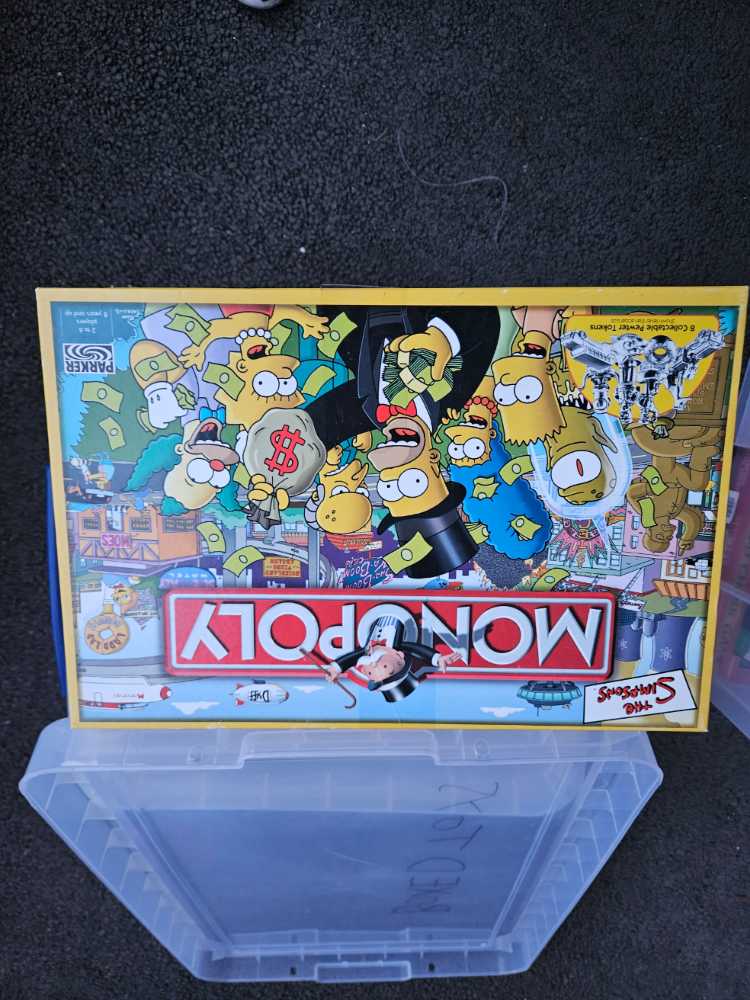 Monopoly The Simpsons Monopoly Hasbro Parker  action figure collectible [Barcode 5023117721328] - Main Image 2