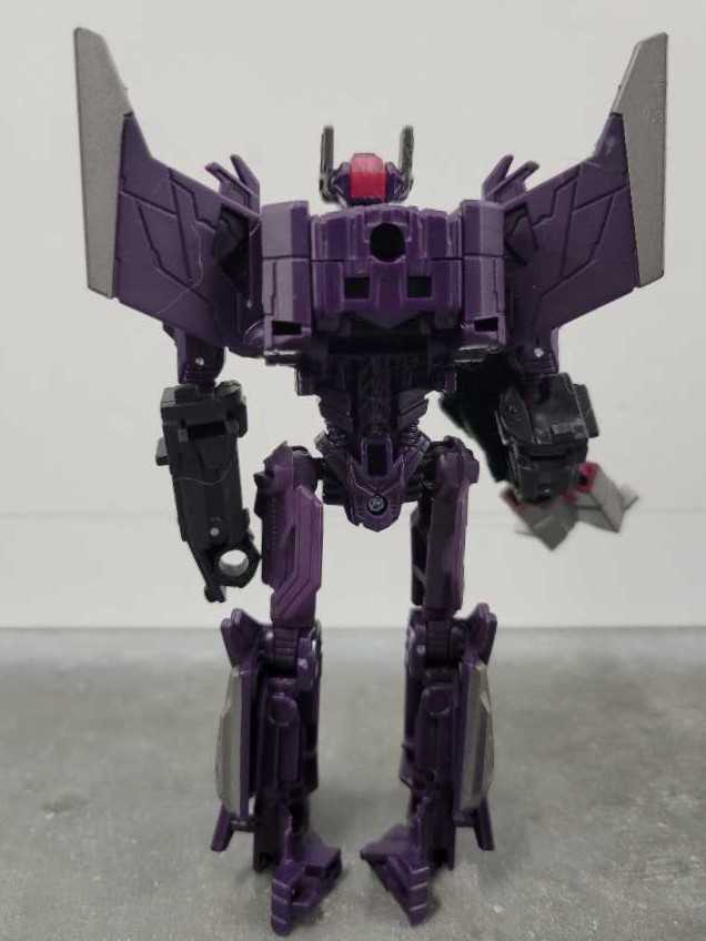 Shockwave Robot Mode - Hasbro (Generations War For Cybertron) action figure collectible - Main Image 4