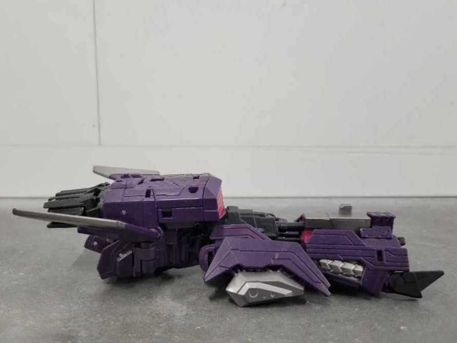 Shockwave Vehicle Mode  - Hasbro (Generations War For Cybertron) action figure collectible - Main Image 3