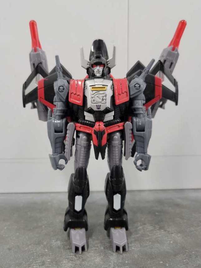 Sky Shadow Robot Mode - Hasbro (Generations) action figure collectible - Main Image 2