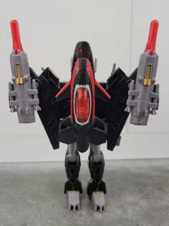 Sky Shadow Robot Mode - Hasbro (Generations) action figure collectible - Main Image 4