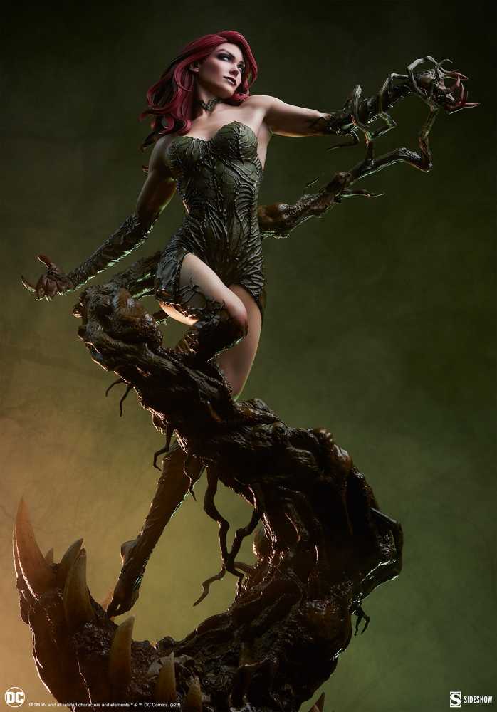 Poison Ivy, Deadly Nature (Collector Edition) - Sideshow Collectibles action figure collectible - Main Image 2