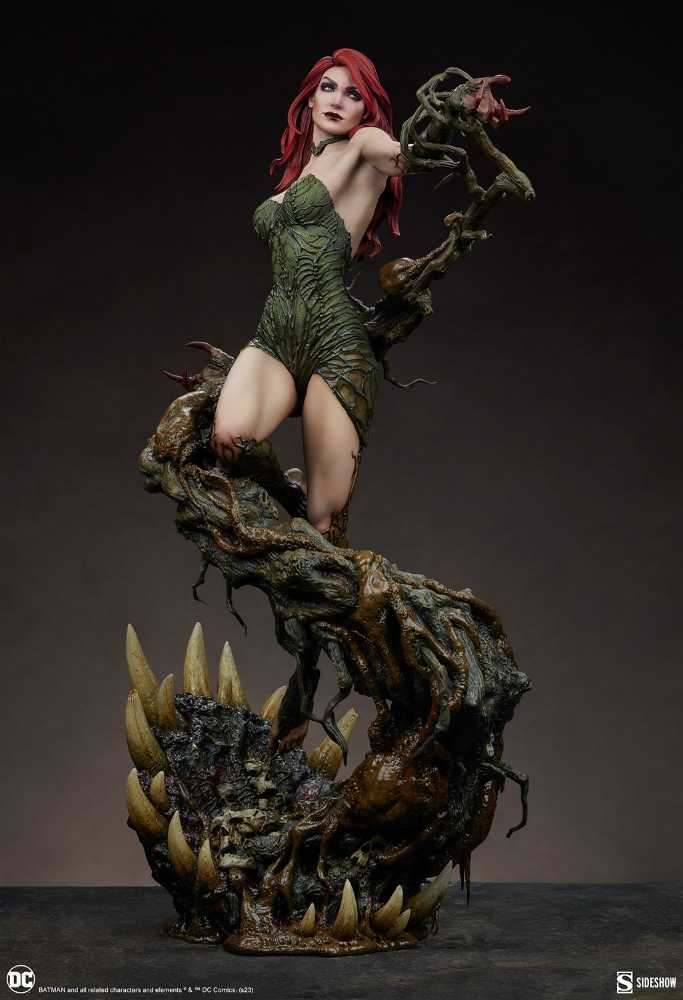 Poison Ivy, Deadly Nature (Collector Edition) - Sideshow Collectibles action figure collectible - Main Image 4