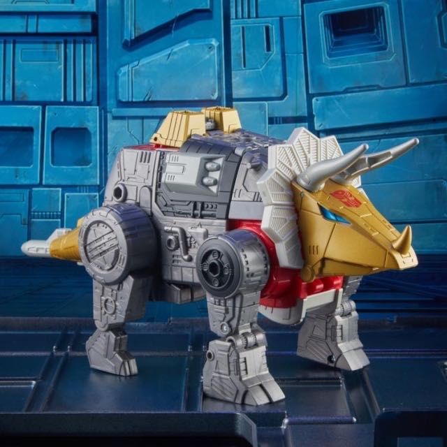 S.S. Leader Class 86 Dinobot Slag - Hasbro (Transformers) action figure collectible - Main Image 3