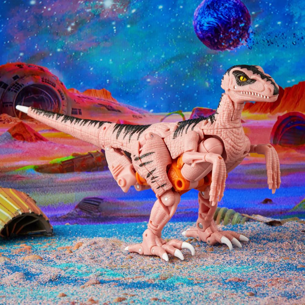 Legacy Voyager Class Heroic Maximal Dinobot - Hasbro (Transformers) action figure collectible - Main Image 3