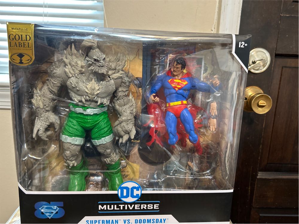 Superman vs. Doomsday - McFarlane Toys (DC Multiverse) action figure collectible [Barcode 787926170894] - Main Image 2