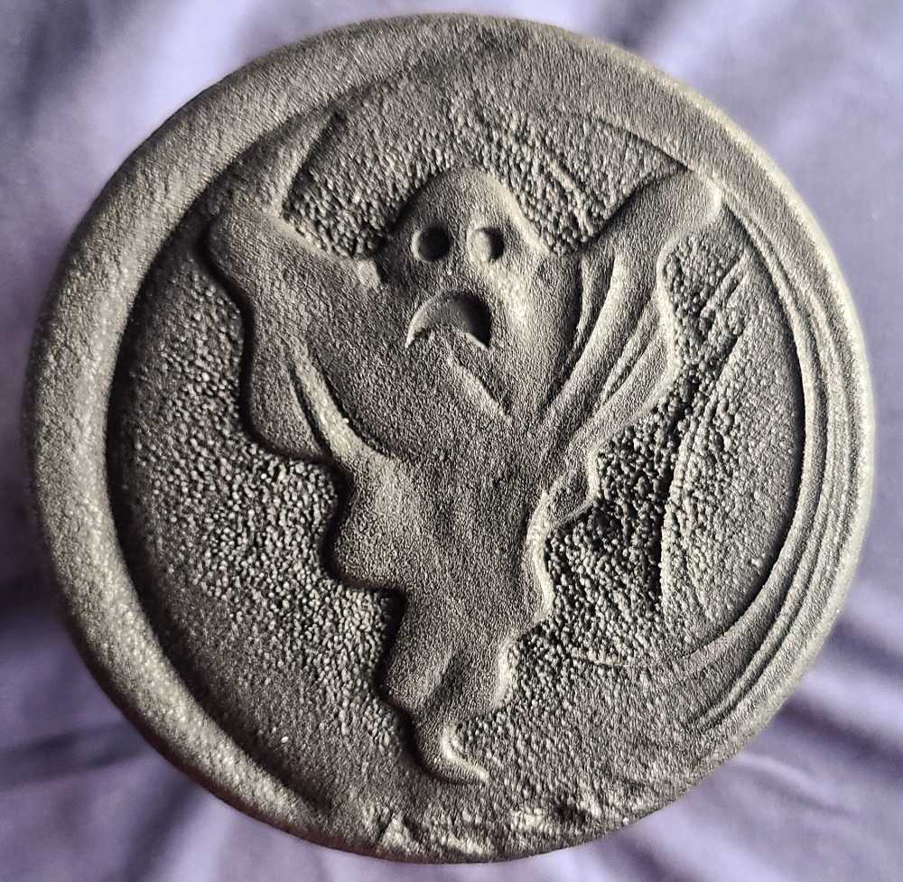 CANDLE: Halloween Bath & Bodyworks Moonlit Graveyard 2023 - Bath & Bodyworks Candle (Halloween Candles) action figure collectible [Barcode 667558550106] - Main Image 4