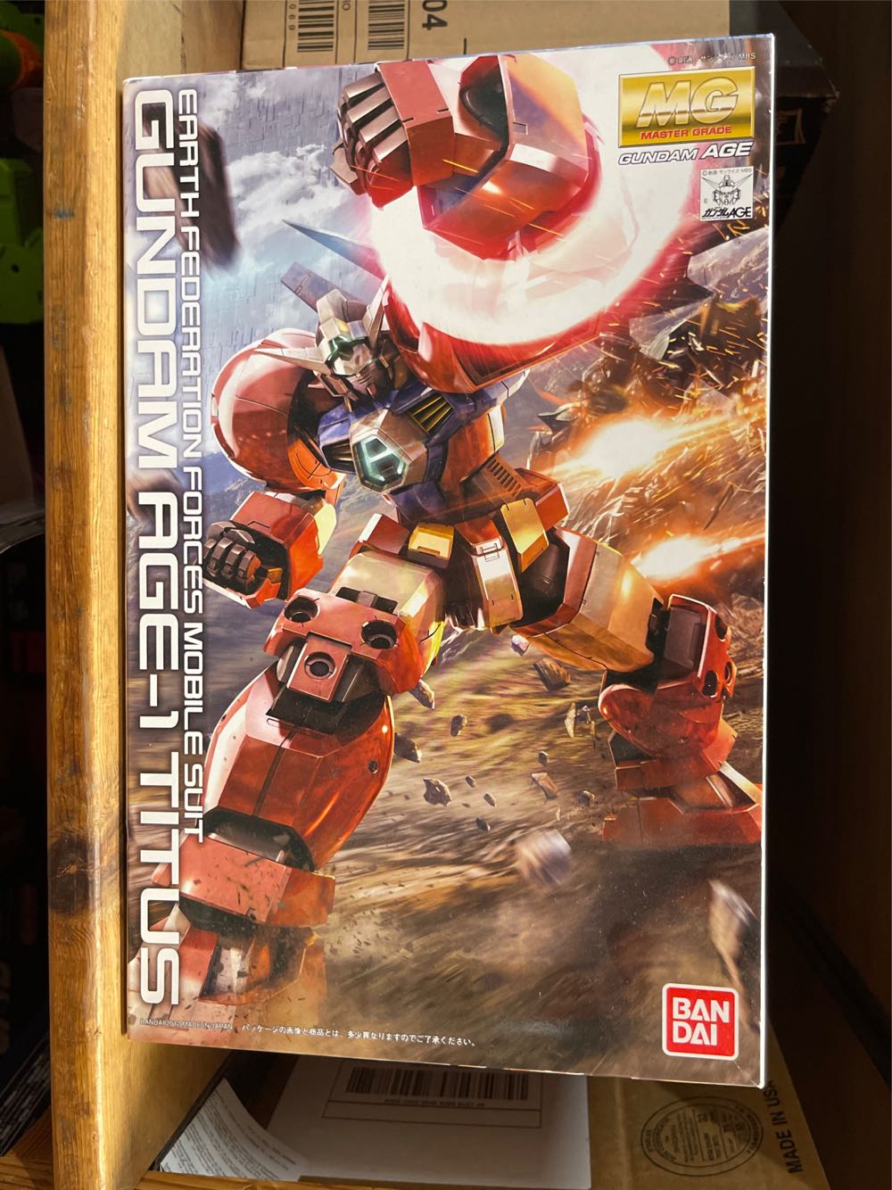 Bandai Hobby Gundam Age-1 Titus 1 100-master Grade  action figure collectible [Barcode 4543112753175] - Main Image 2