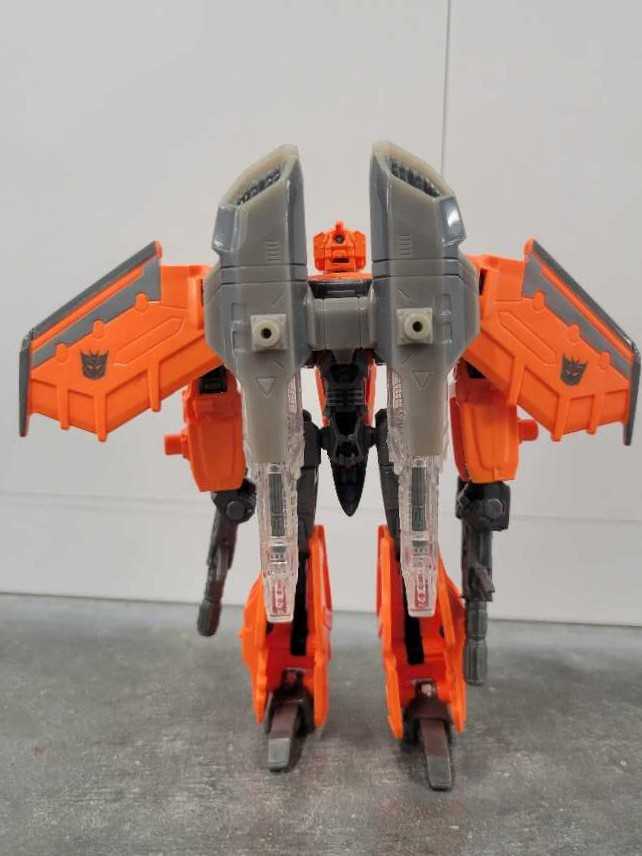 Jhiaxus Robot Mode - Hasbro (Generations) action figure collectible - Main Image 4
