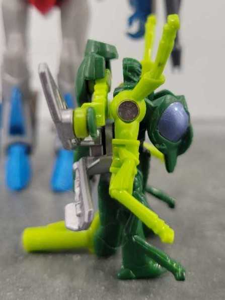 Waspinator With Starscream  - Hasbro (Generations) action figure collectible - Main Image 2