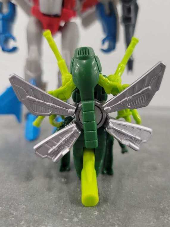 Waspinator With Starscream  - Hasbro (Generations) action figure collectible - Main Image 3