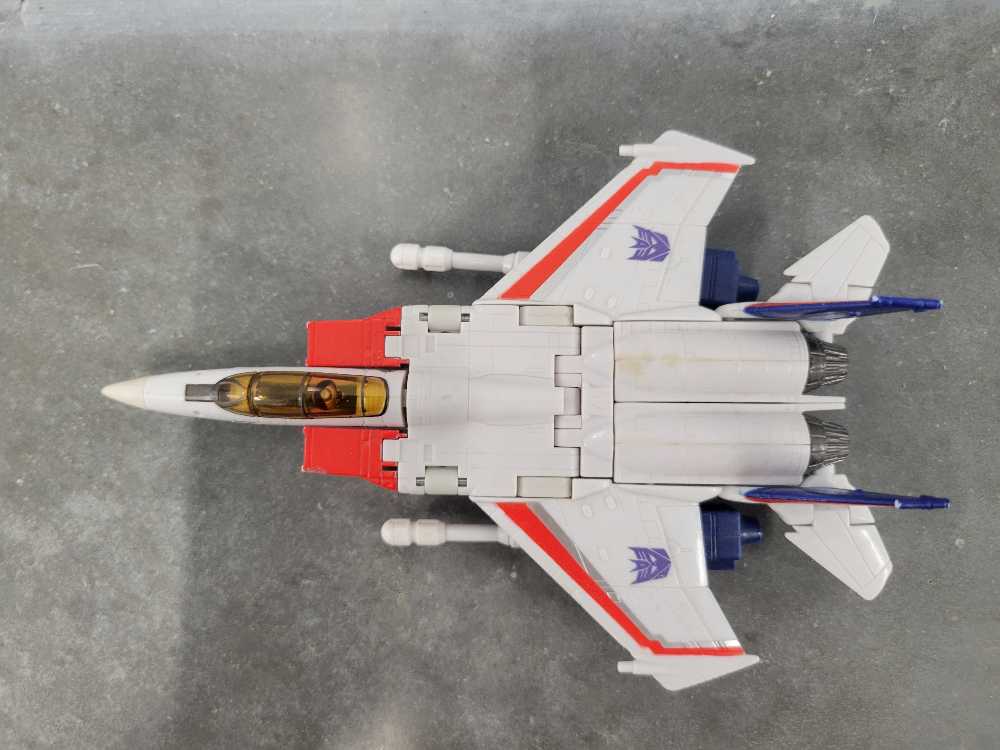 Starscream 3rd Vehicle Mode  - Hasbro (Universe 2.0) action figure collectible - Main Image 2