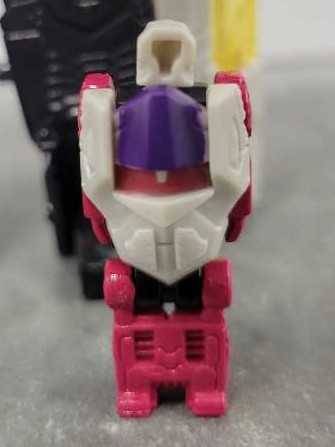 Krunk With Snapdragon Headmaster - Hasbro (Earthrise) action figure collectible - Main Image 3