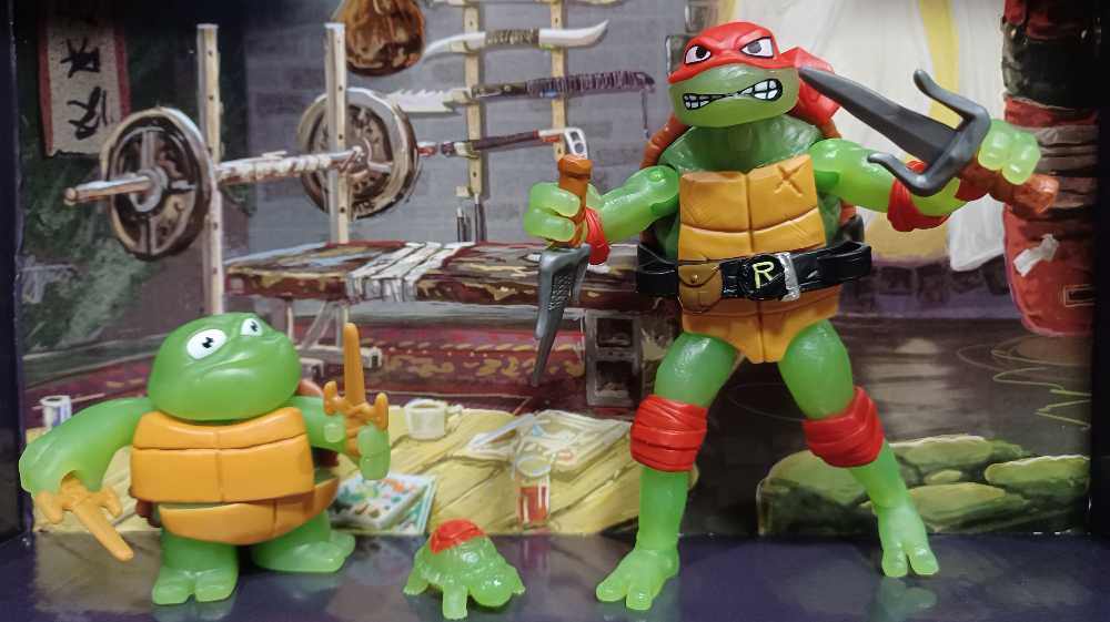 TMNT - Making Of A Ninja: Raphael - Playmates (Teenage Mutant Ninja Turtles) action figure collectible [Barcode 043377835844] - Main Image 4