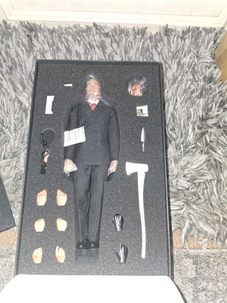 Iconiq Studios American Psycho   action figure collectible [Barcode 689481674605] - Main Image 3