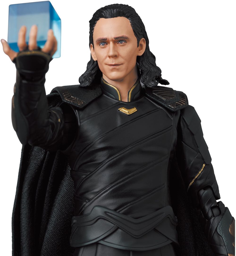 Loki (Infinity War Ver. (Mafex No. 169)) - Medicom (Avengers: Infinity War) action figure collectible [Barcode 4530956471693] - Main Image 2