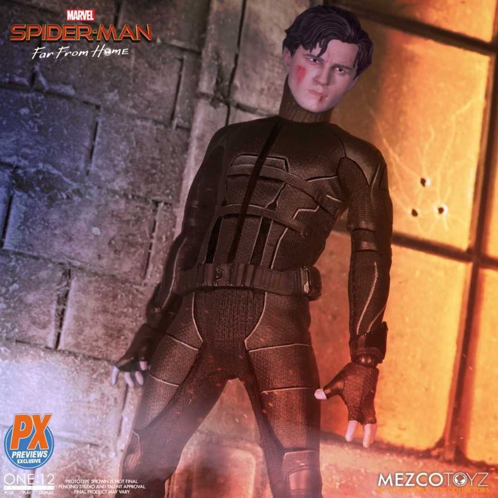 Spider-man Stealth Suit - Mezco ONE:12 (Spider-man Tom Holland) action figure collectible - Main Image 2