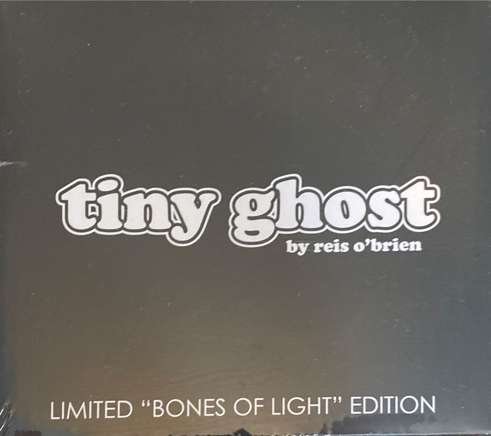 ✅ Tiny Ghost “Bones Of Light” - Reis O’Brien action figure collectible [Barcode 202005030024] - Main Image 3