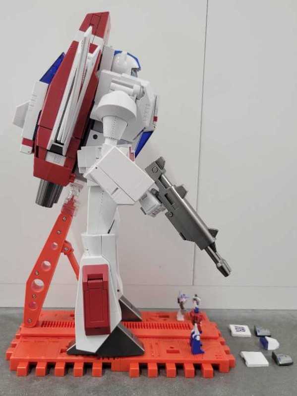 Skyfire Sky Fire Jetfire Jet Fire MP-57 With Optimus Prime Wheeljack And Jazz - Takara (Masterpiece 1985) action figure collectible - Main Image 3