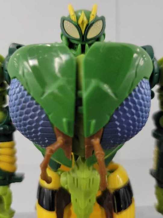 Waspinator Robot Mode Missing Wings And Gun - Hasbro (Generations) action figure collectible - Main Image 1