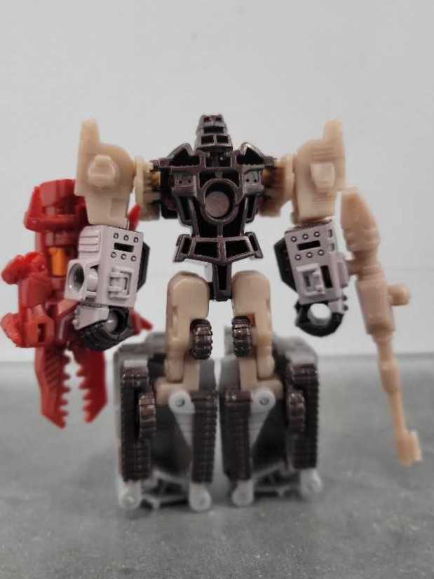 Megatron With Chop Shop - Hasbro (Generations) action figure collectible - Main Image 4