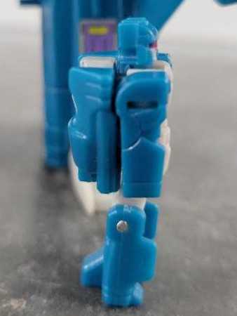 Caliburst With Slugslinger - Hasbro (Titans Return) action figure collectible - Main Image 2