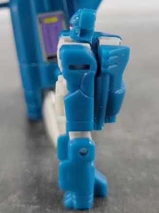 Caliburst With Slugslinger - Hasbro (Titans Return) action figure collectible - Main Image 4