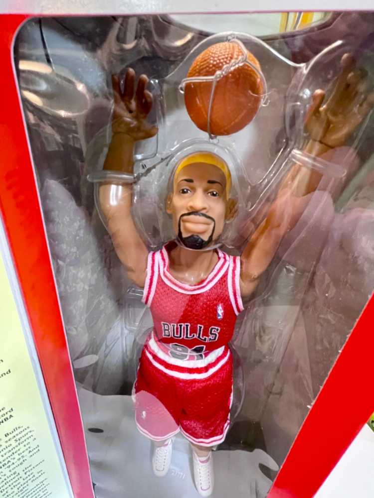 Kenner Starting Lineup Basketball Dennis Rodman Chicago Bulls Starting Lineup Fully Poseable Edition Collectible Nba 14” Doll  action figure collectible [Barcode 076281277714] - Main Image 4