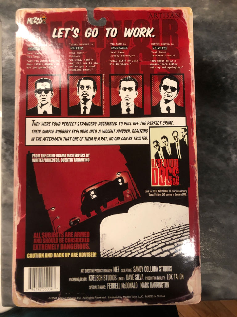 Mr White - Mezco (Resevoir Dogs) action figure collectible [Barcode 696198550047] - Main Image 2