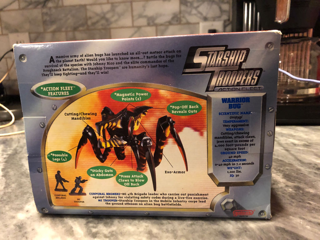 Starship Trooper Warrior Bug - Galoob (Starship Troopers) action figure collectible [Barcode 047246680740] - Main Image 2
