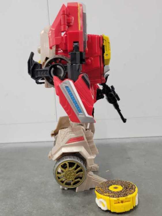 Blaster With Steeljaw Robot Mode - Hasbro (Generations War For Cybertron) action figure collectible - Main Image 3