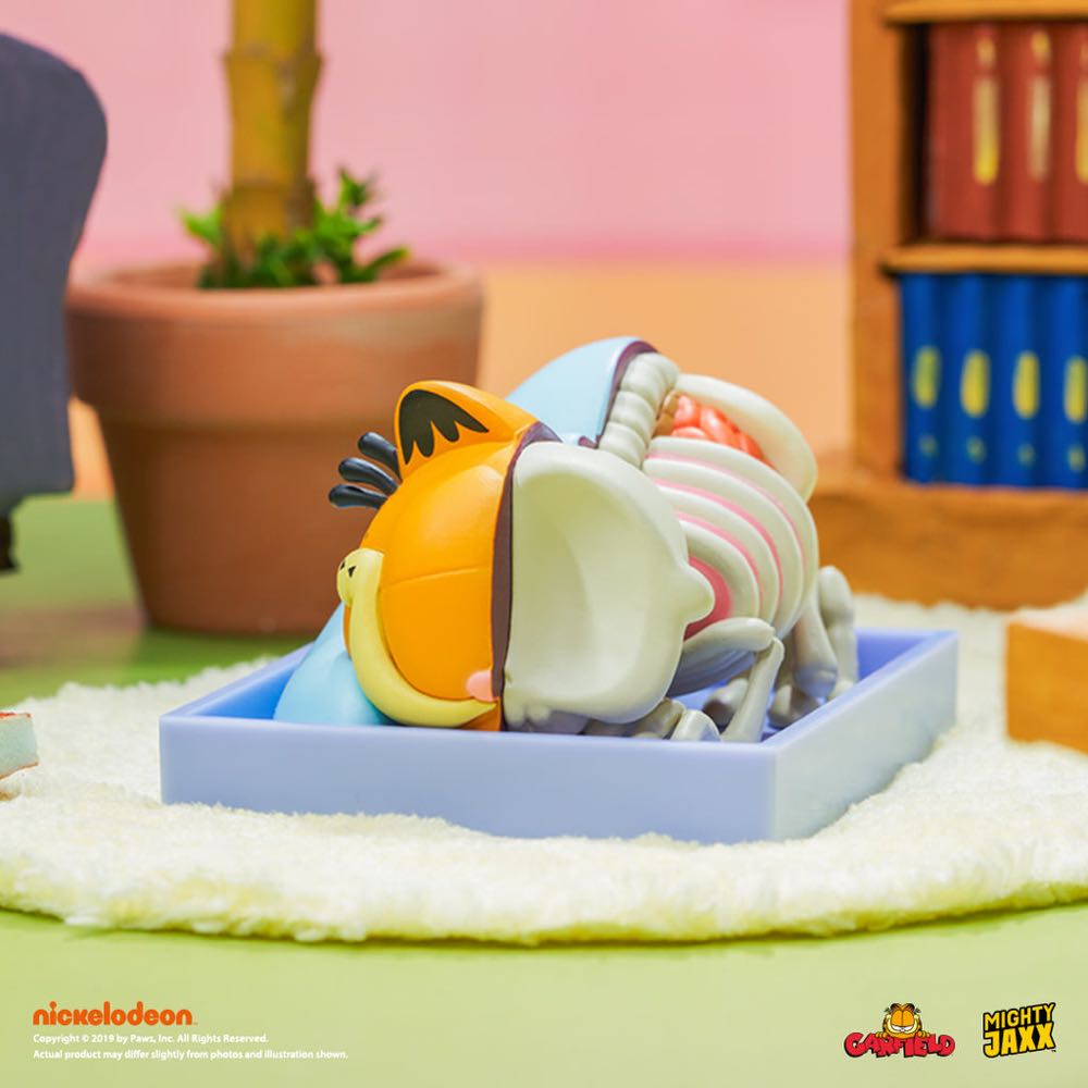 Dc Comics 1:32 Chevy Camaro Die-cast Car W 1.65” Robin Figure Toys For Kids And Adults