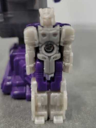 Fathom With Tidal Wave Seige On Cybertron Toys