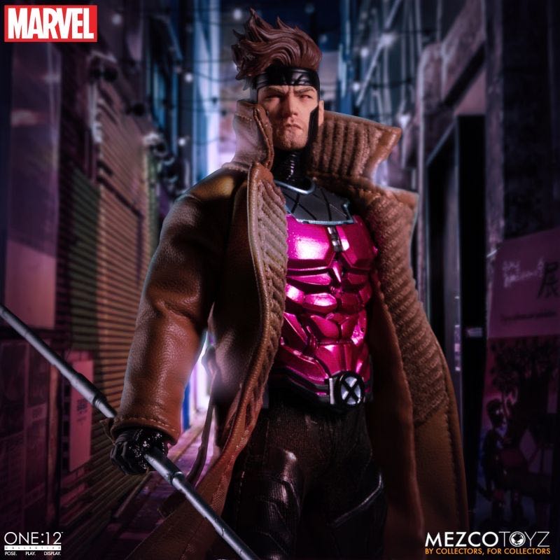 Gambit - Mezco ONE:12 (Xmen) action figure collectible - Main Image 2