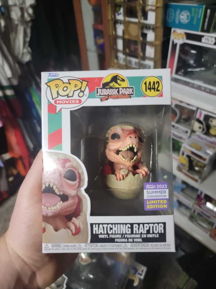 Jurassic Park Hatching Raptor   action figure collectible - Main Image 1