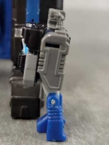 Emissary With Cerebros And Fortress Maximus SDCC 2016 - Hasbro (Titans Return) action figure collectible - Main Image 2