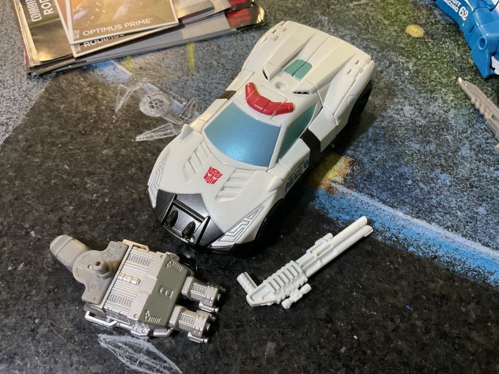 Transformers Combiner Wars Prowl - Hasbro (Combiner Wars) action figure collectible [Barcode 630509351909] - Main Image 3