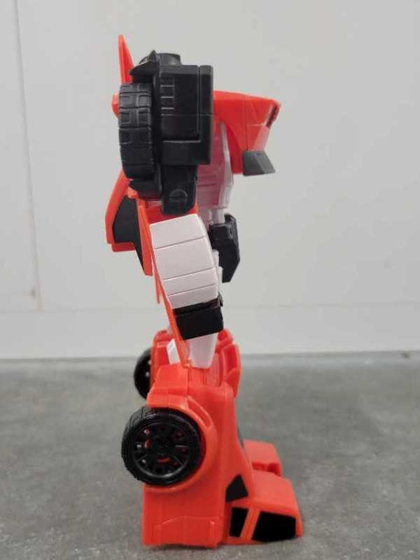 Sideswipe - Hasbro (Cyber Battalion) action figure collectible - Main Image 3