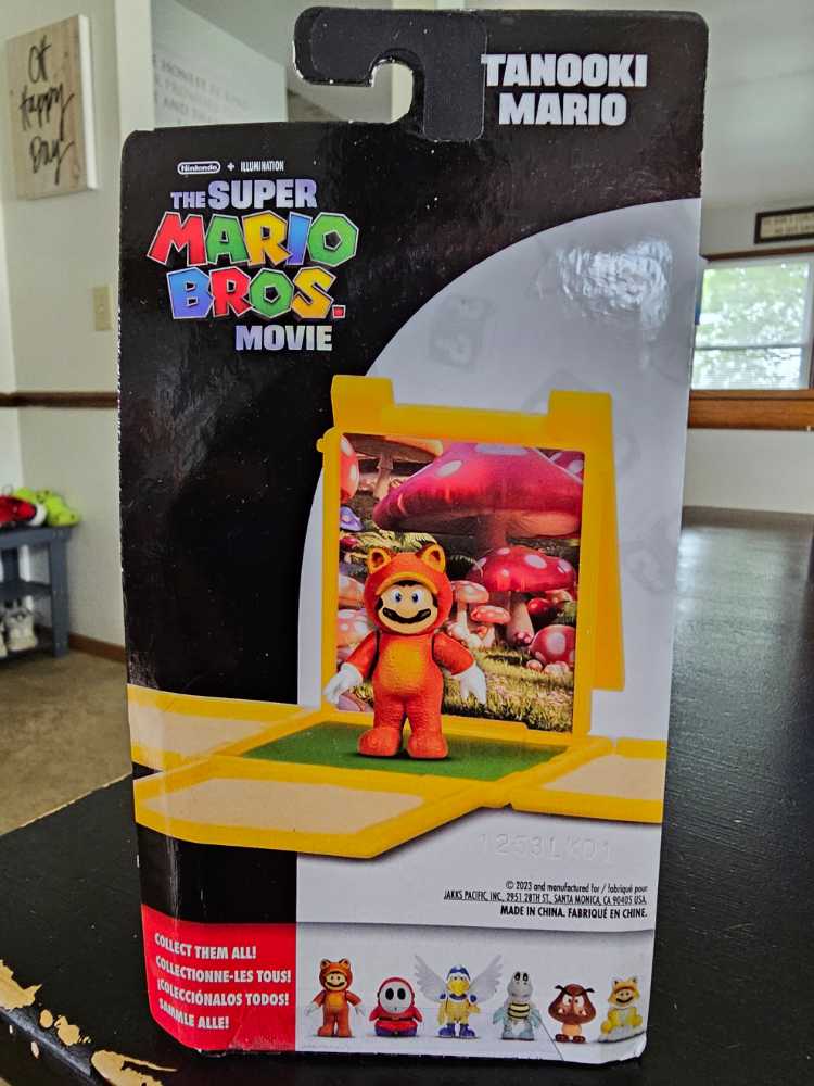 Super Mario - Movie - Miniature Tanooki Mario  action figure collectible [Barcode 29954179] - Main Image 2