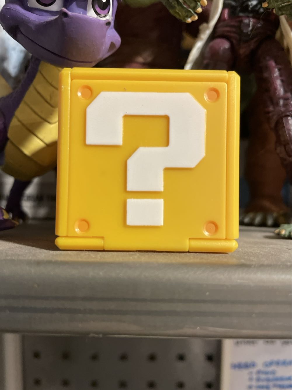 Shy Guy Miniature Figure - Jakks Pacific (Super Mario) action figure collectible [Barcode 192995418011] - Main Image 2