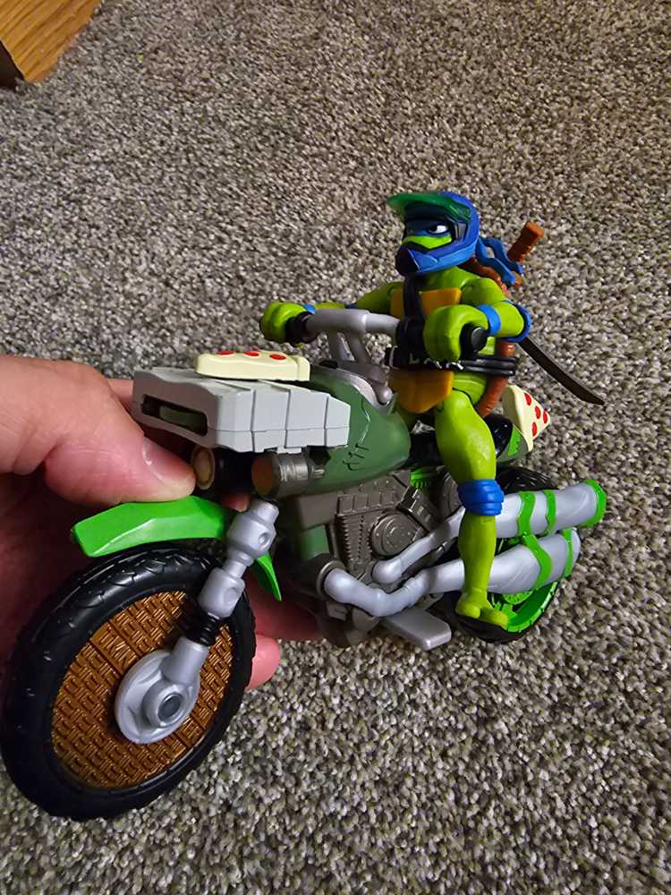 Comics: Dc Comics: Bombshells Wonder Woman Official Keychain New And Sealed