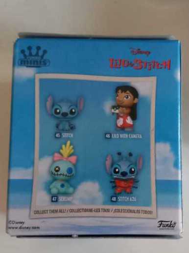 Lilo With Camera  action figure collectible - Main Image 3