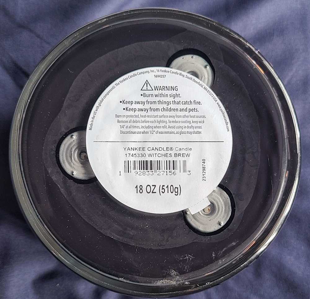 CANDLE: Halloween Yankee Witch’s Brew 2023 Three Wick - Yankee Candle (Halloween Candles) action figure collectible [Barcode 192833271563] - Main Image 2