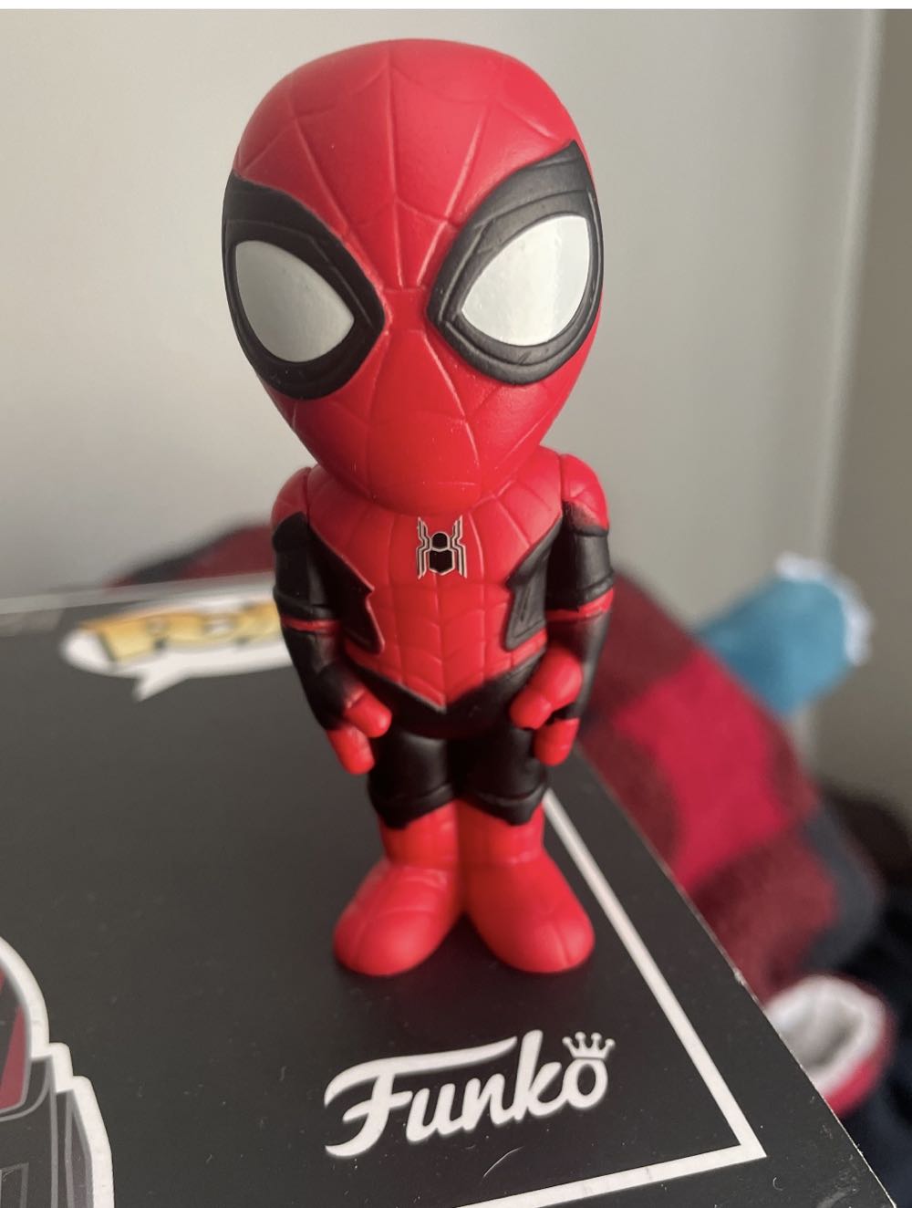 Spider-Man - Funko (Funko Soda) action figure collectible [Barcode 889698543415] - Main Image 2