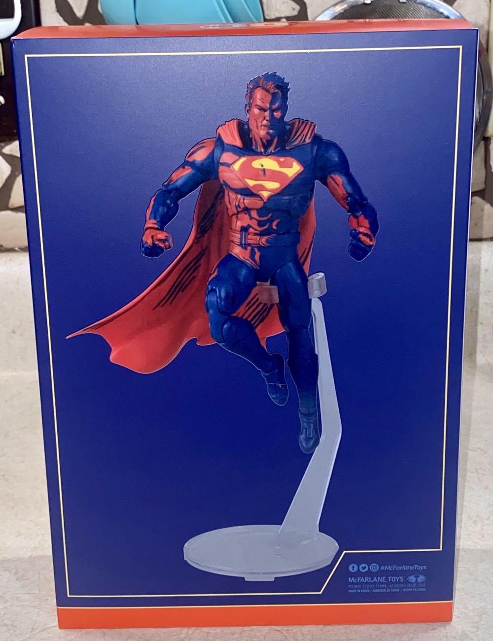Sdcc Exclusive Mcfarlane Superman 85th Anniversary Gold Label Dc Edition - McFarlane Toys (McFarlane Gold Label Collection) action figure collectible [Barcode 787926171211] - Main Image 2