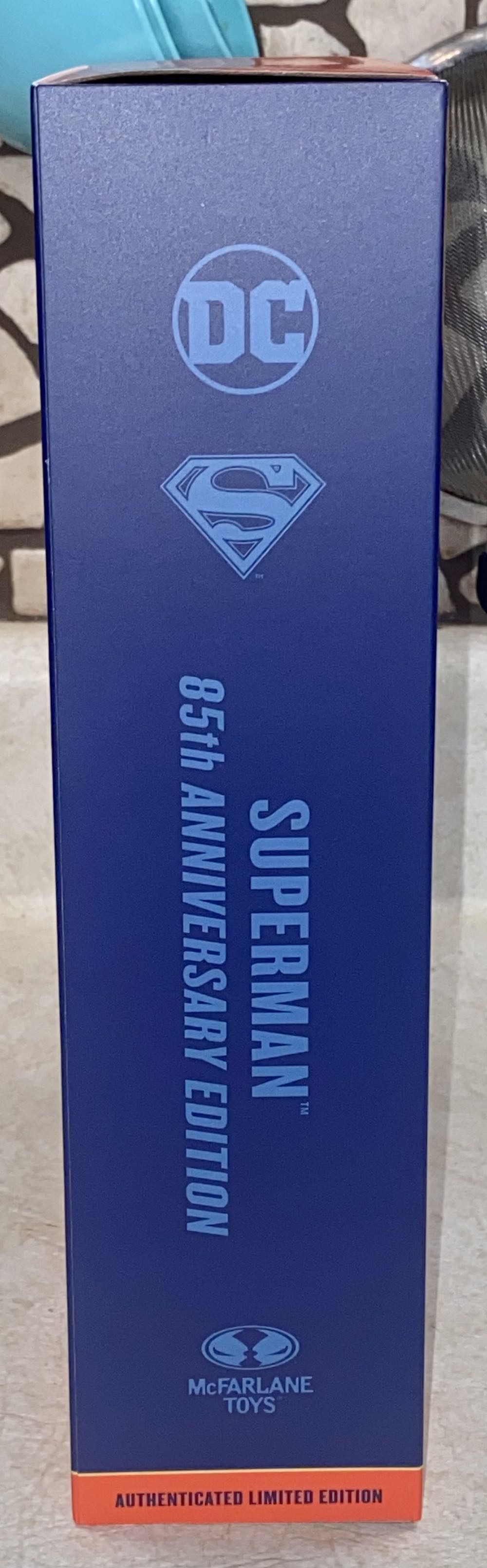 Sdcc Exclusive Mcfarlane Superman 85th Anniversary Gold Label Dc Edition - McFarlane Toys (McFarlane Gold Label Collection) action figure collectible [Barcode 787926171211] - Main Image 3