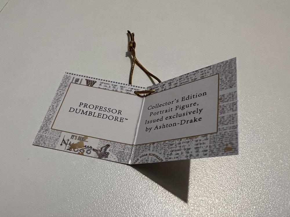 Professor Dumbledore Ultimate Year Two Portrait Figure - The Ashton Drake (Harry Potter) action figure collectible - Main Image 4