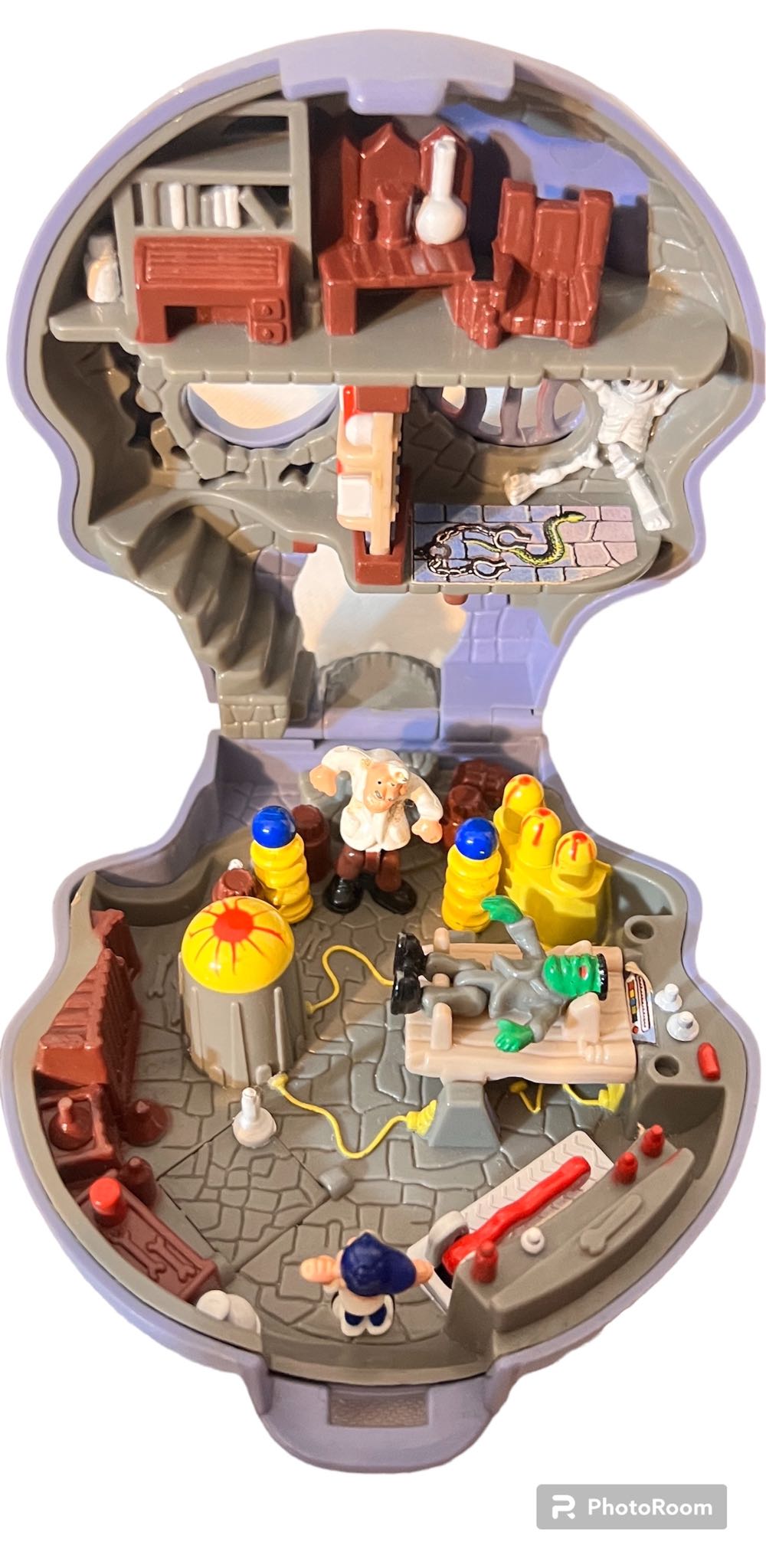Mighty Max Escapes from Skull Dungeon - Bluebird Toys (Mighty Max: Doom Zone) action figure collectible - Main Image 2