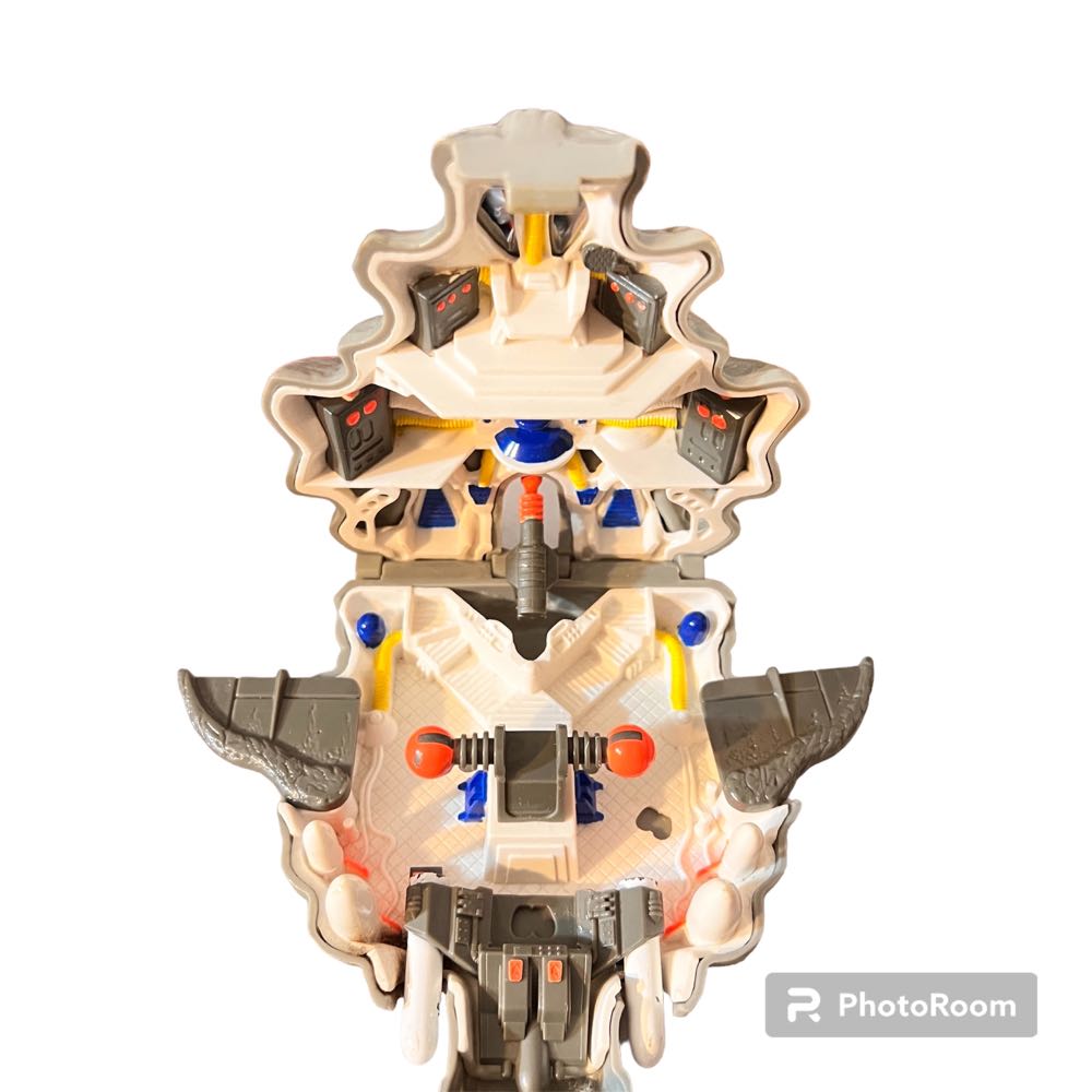 Mighty Max Terminates Wolfship 7 - Bluebird Toys (Mighty Max: Doom Zone) action figure collectible - Main Image 2